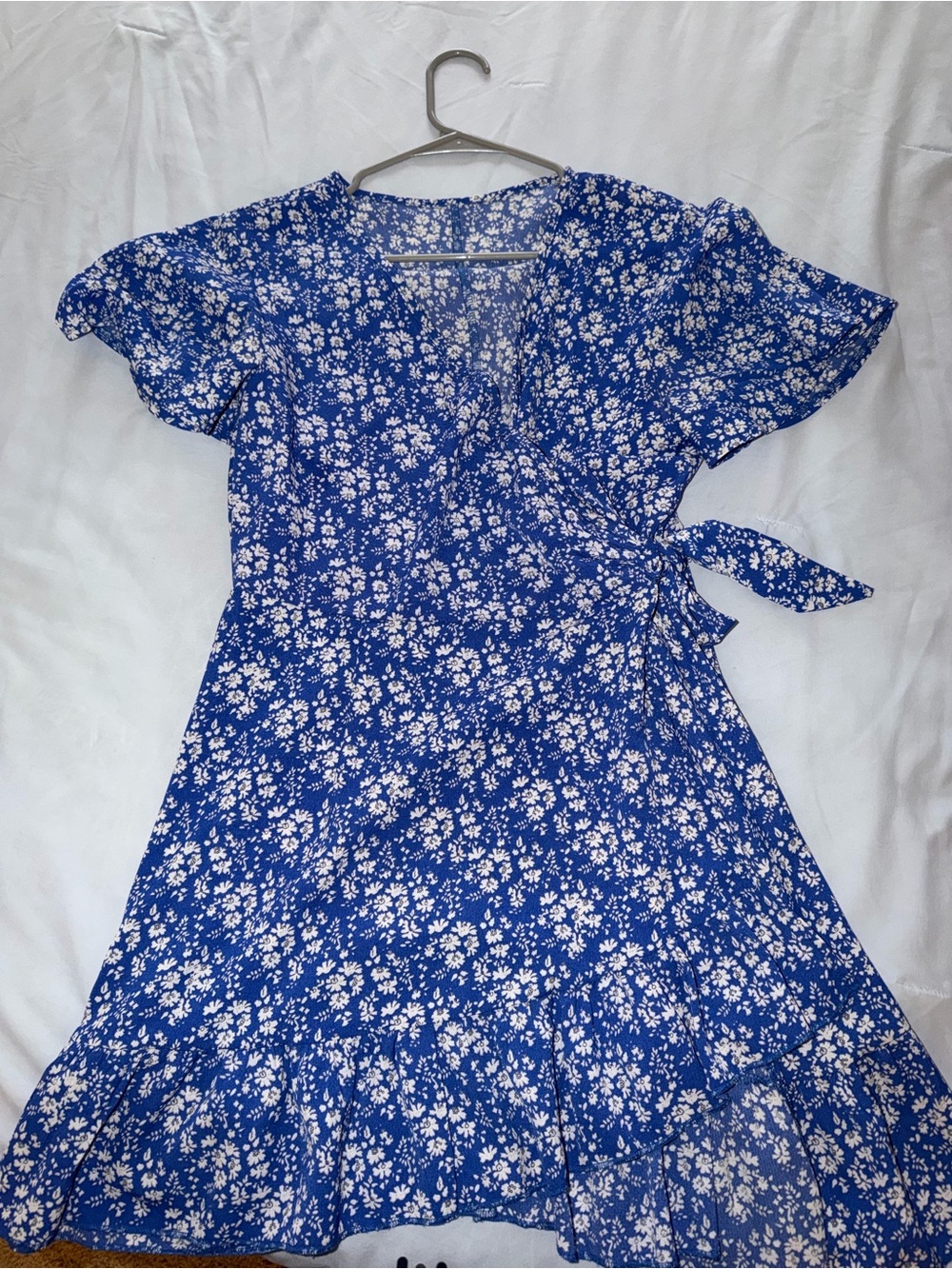 women’s blue dress wrap